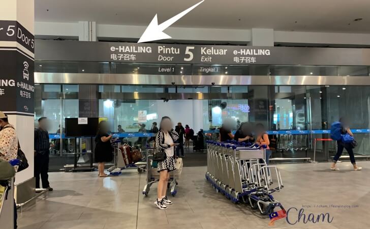 クアラルンプール国際空港ターミナル2にあるGrab(グラブ)乗り場