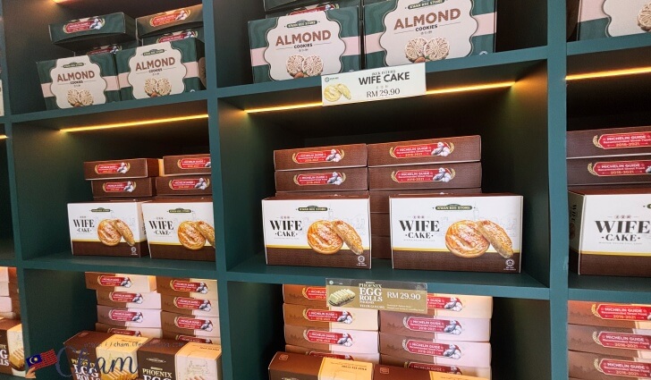 Kwan Kee Store（坤記糕品）で販売されているアーモンドクッキーや老婆餅