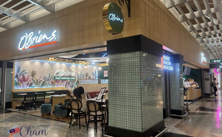 クアラルンプール国際空港(KLIA)のメインターミナルビルにあるO'Briens