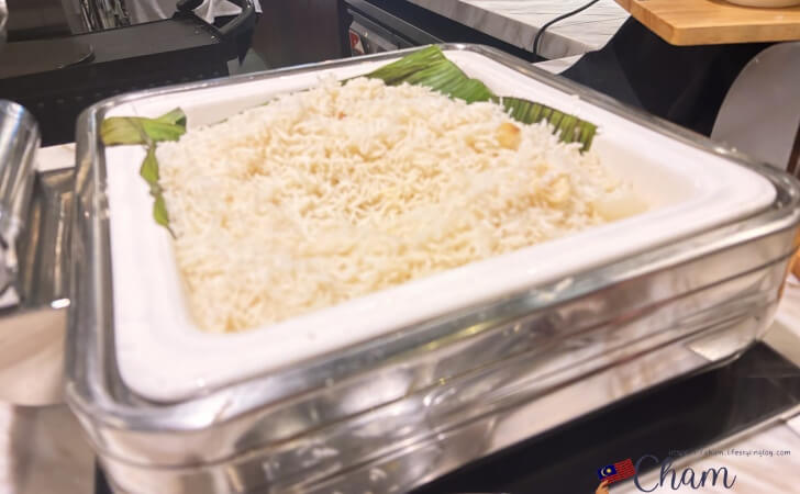 サテライトゴールデンラウンジで提供されているNasi Lemak