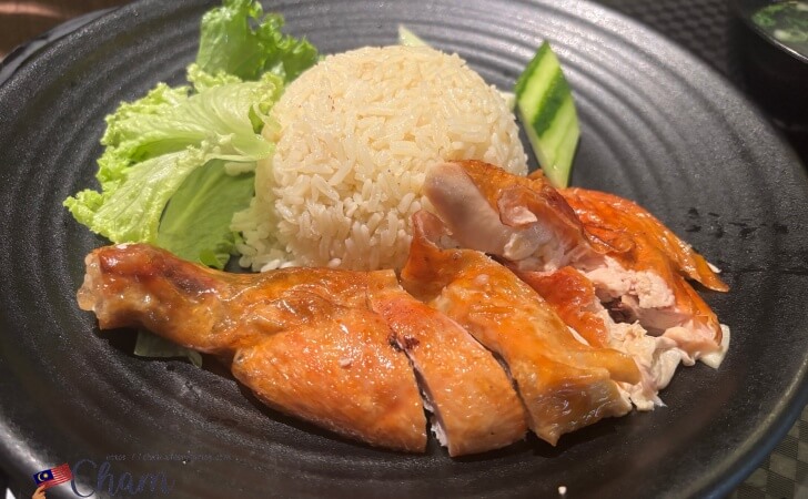 クアラルンプール国際空港ターミナル1のフードコートのチキンライス