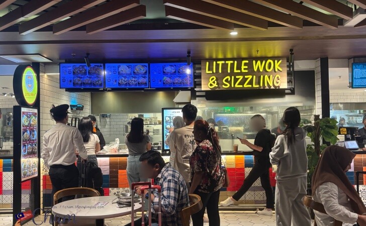クアラルンプール国際空港ターミナル1のフードガーデンにあるLittle Wok & Sizzling