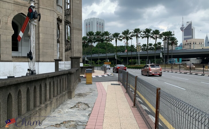 Malayan Railway Administration Building前にある道
