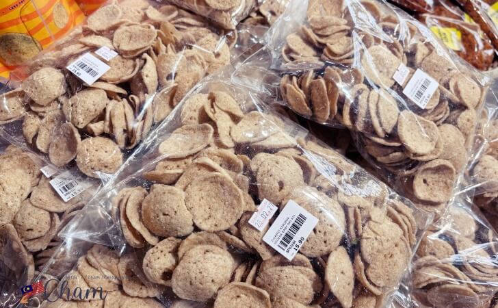 セントラルマーケットで販売されているフィッシュクラッカー