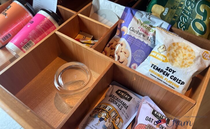 ハイアットセントリックコタキナバルのミニバー