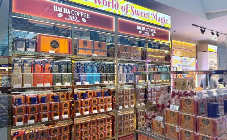 クアラルンプール国際空港T1国内線ターミナルの土産店で販売されているBacha Coffee