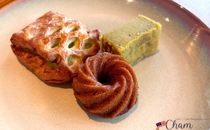 カヤデニッシュ、クエビンカピサン