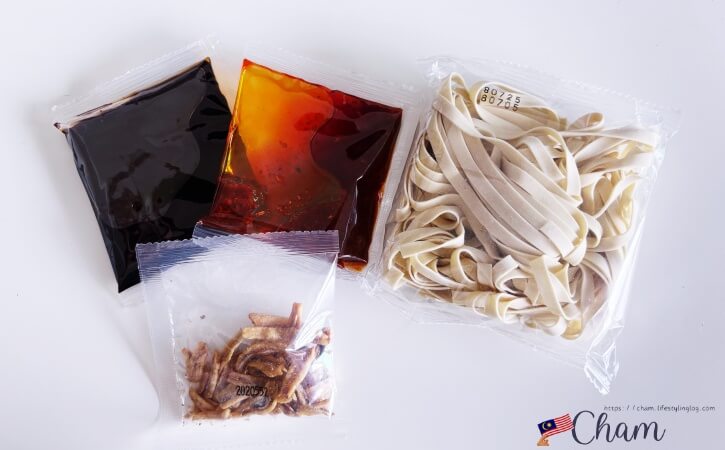 オリエンタルコピのドライチリパンミーの内容物