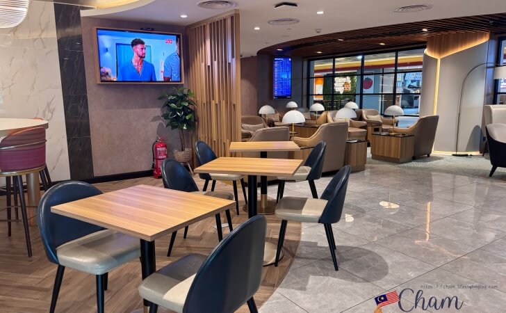 コタキナバル国際空港(国内線)のトラベルクラブラウンジの内部