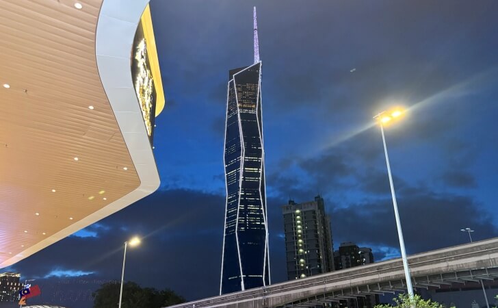 ららぽーとBBCCから見えるムルデカ118