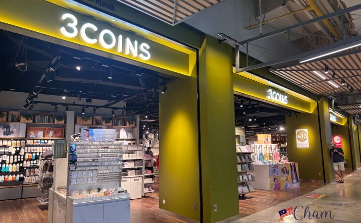 ららぽーとBBCCにある3 Coins