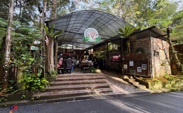 Kopi Hutan（コピフタン）の店舗外観
