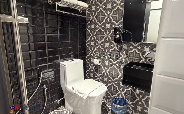 Loop On Leith George Town Penangのバスルーム