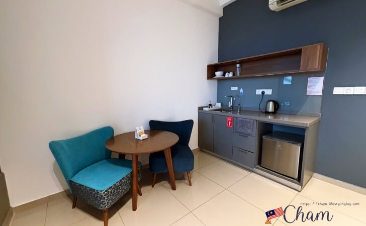 Tanjung Point Residences by Qlik Management（タンジュンポイントレジデンス）のソファ