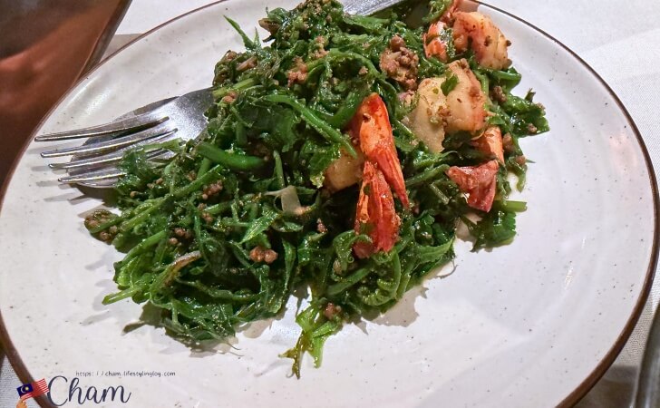 Bijian（ビジャン）のPucuk Paku Goreng Tahi Masak