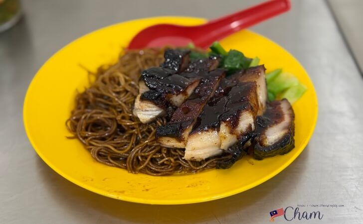 冠記（Koon Kee）の叉焼雲呑麺