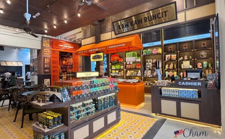 Kaw Kaw MalayaのJalan Kamuning店にあるショップコーナー
