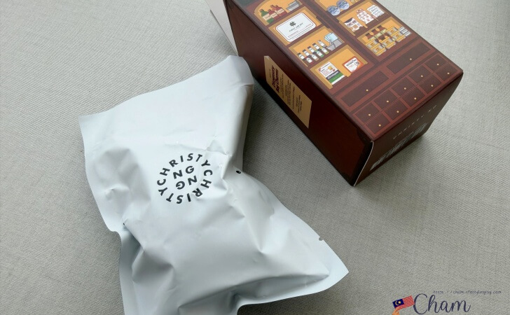 Christy NgのDispensary Blind Box Charmを開封したところ