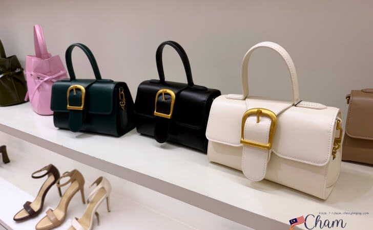 Christy Ngの小ぶりサイズのバッグ