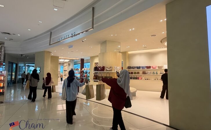 KL SOGOにあるChristy Ngの店舗