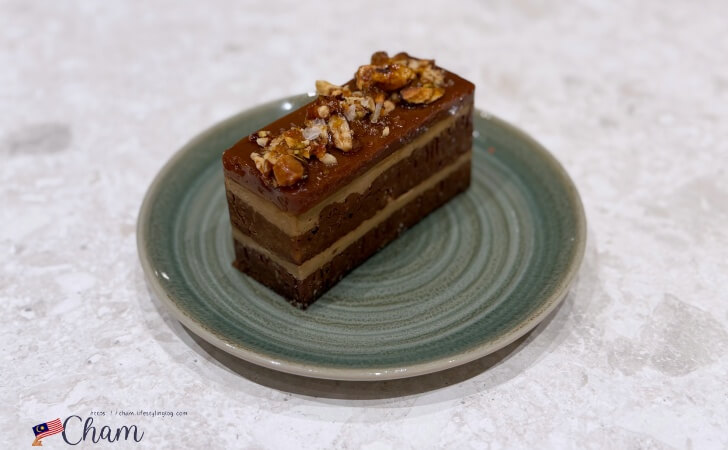 Locarasa by The ParkのSarang Semut Coffee Cake